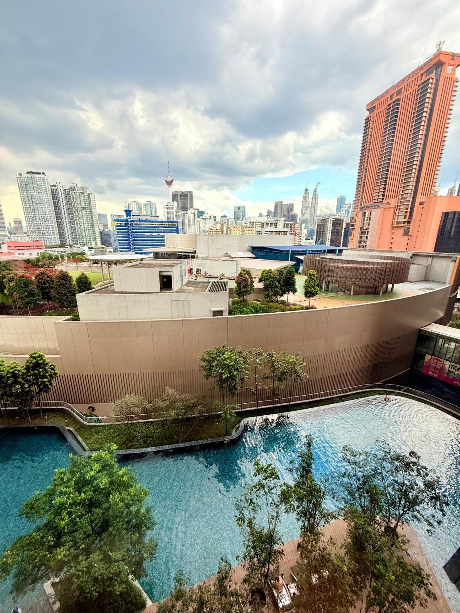 Bbcc Apartment At Lucentia 2 Kuala Lumpur Luaran gambar